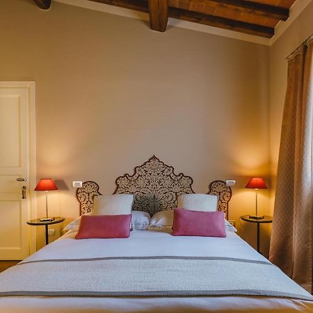 Duchess Boutique De Charme Bed & Breakfast Флоренция Екстериор снимка