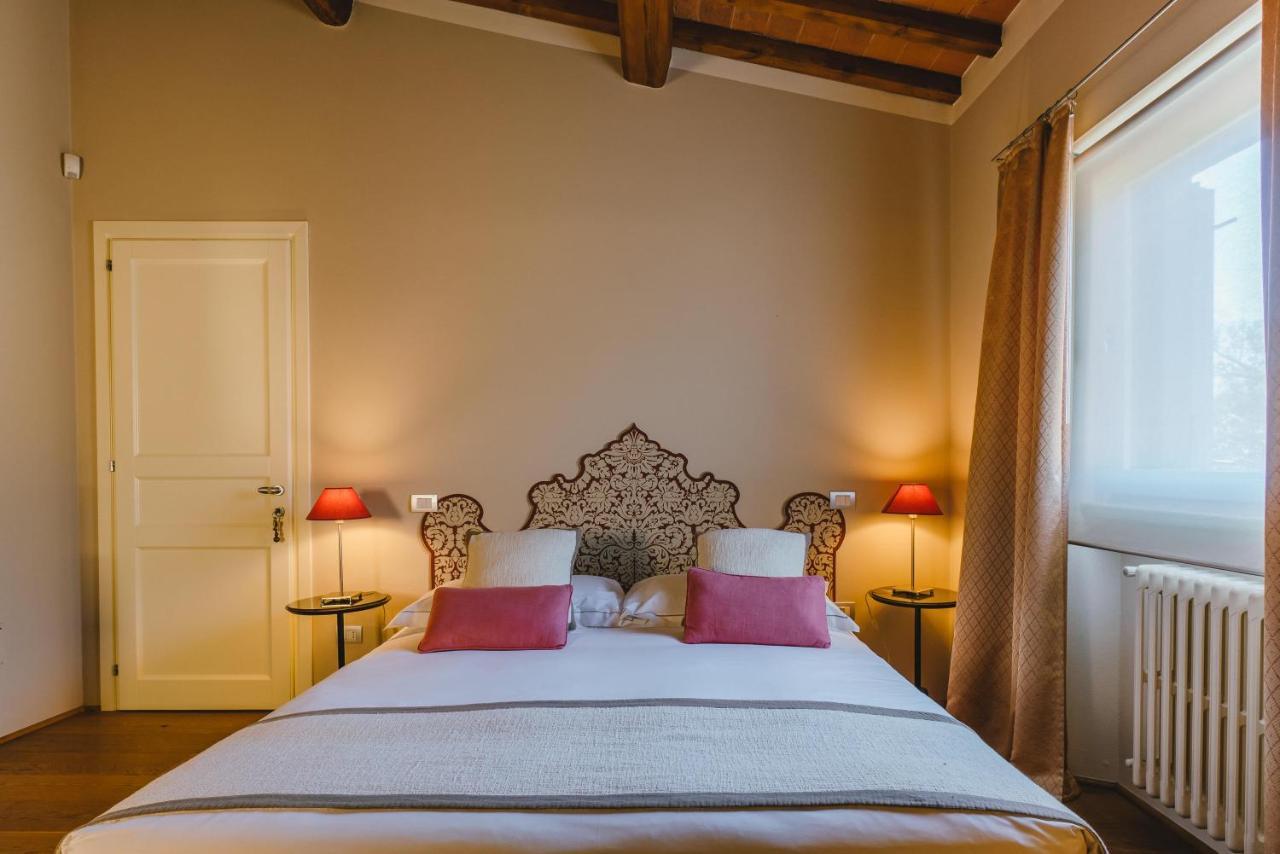 Duchess Boutique De Charme Bed & Breakfast Флоренция Екстериор снимка