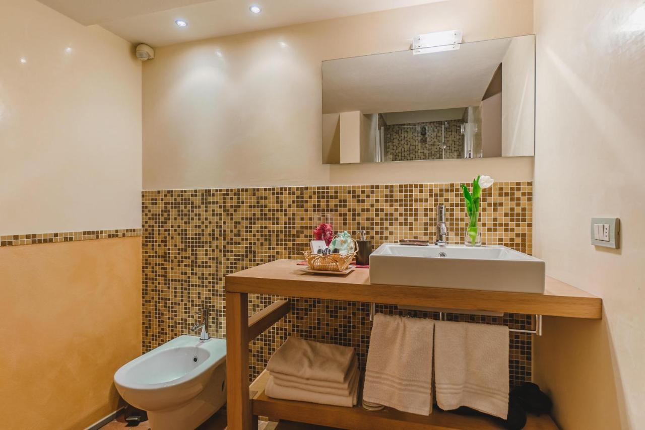 Duchess Boutique De Charme Bed & Breakfast Флоренция Екстериор снимка