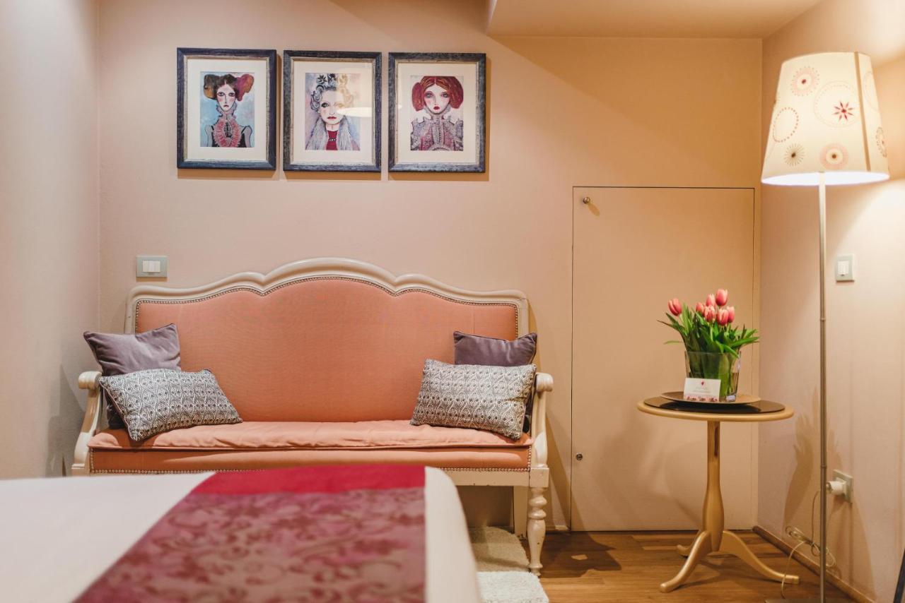 Duchess Boutique De Charme Bed & Breakfast Флоренция Екстериор снимка