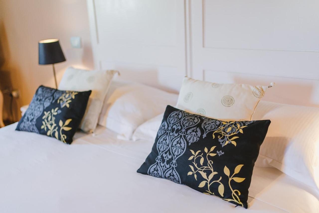 Duchess Boutique De Charme Bed & Breakfast Флоренция Екстериор снимка
